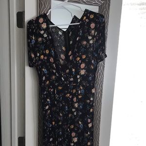 Wild Fable Floral Short Sleeve Jumpsuit-Size Small